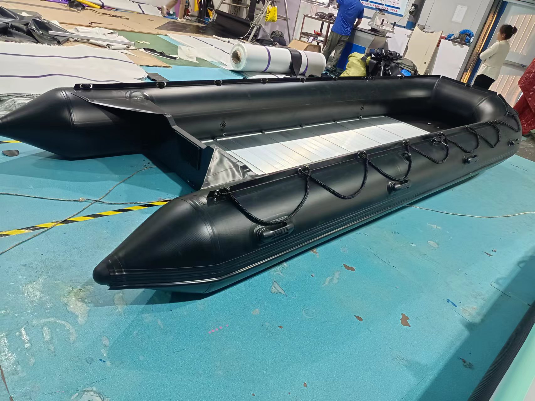 Bateau de pêche avec plancher  - Fishing Boat Aluminum avis et prix